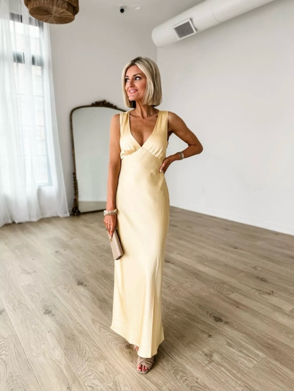 Abercrombie & Fitch Butter Yellow V-Neck Maxi Dress
